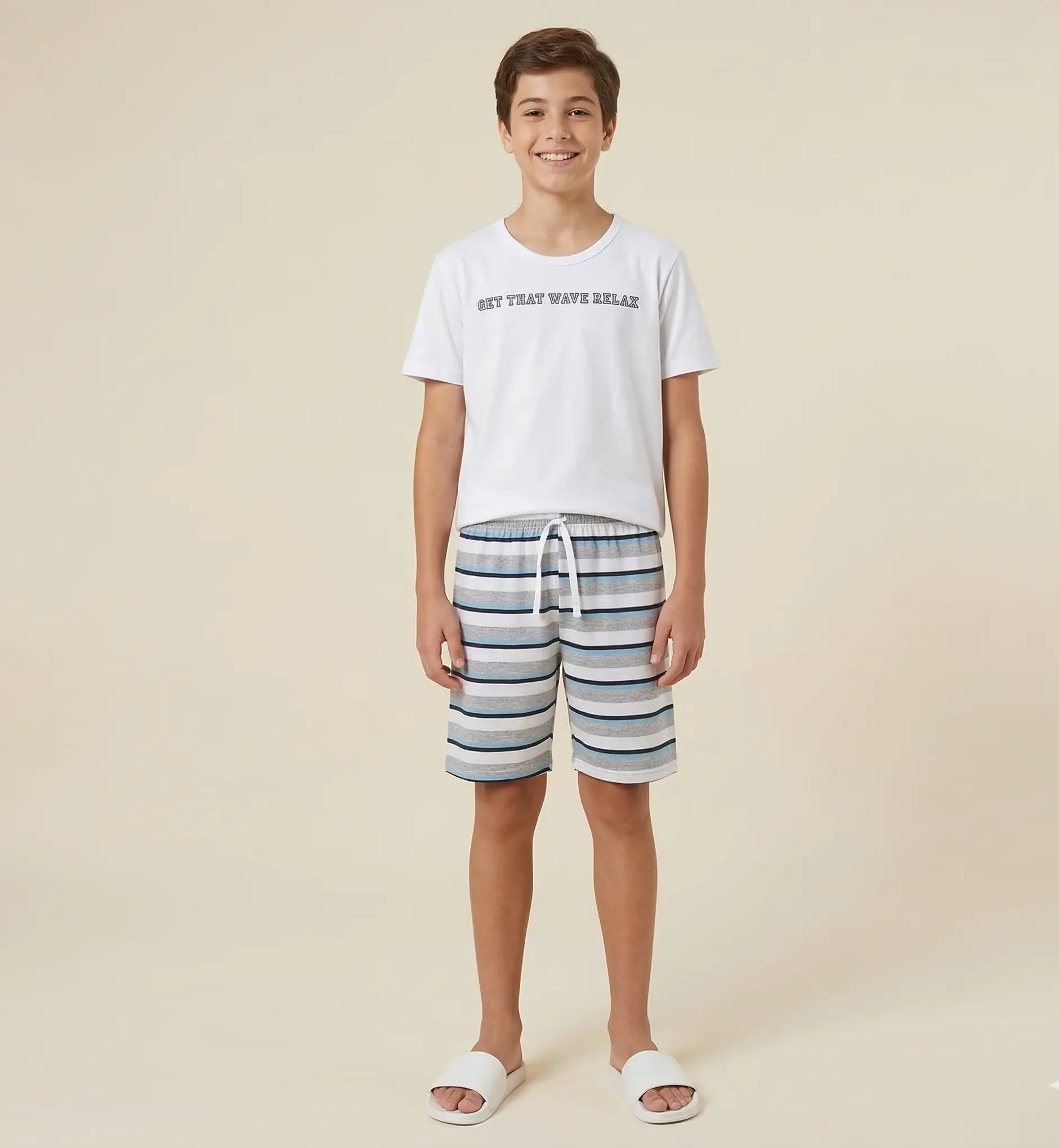 PIJAMA CURTO MASCULINO TMX  CORES PREDOMINATES: BRANCO/CINZA E AZUL