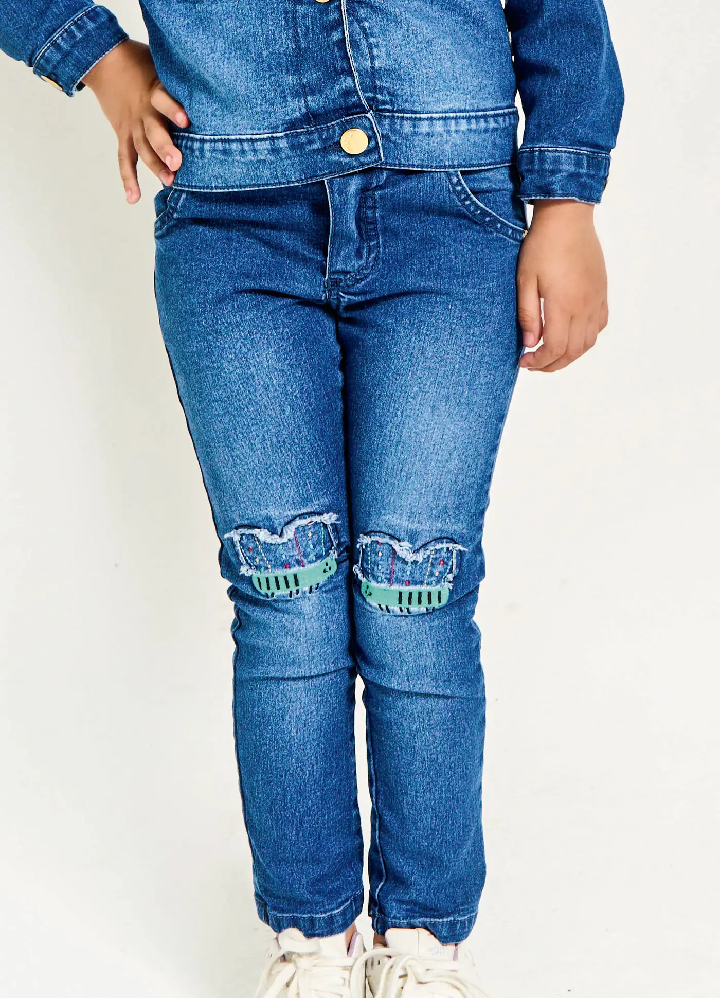 CALÇA  JEANS ALPHABETO 