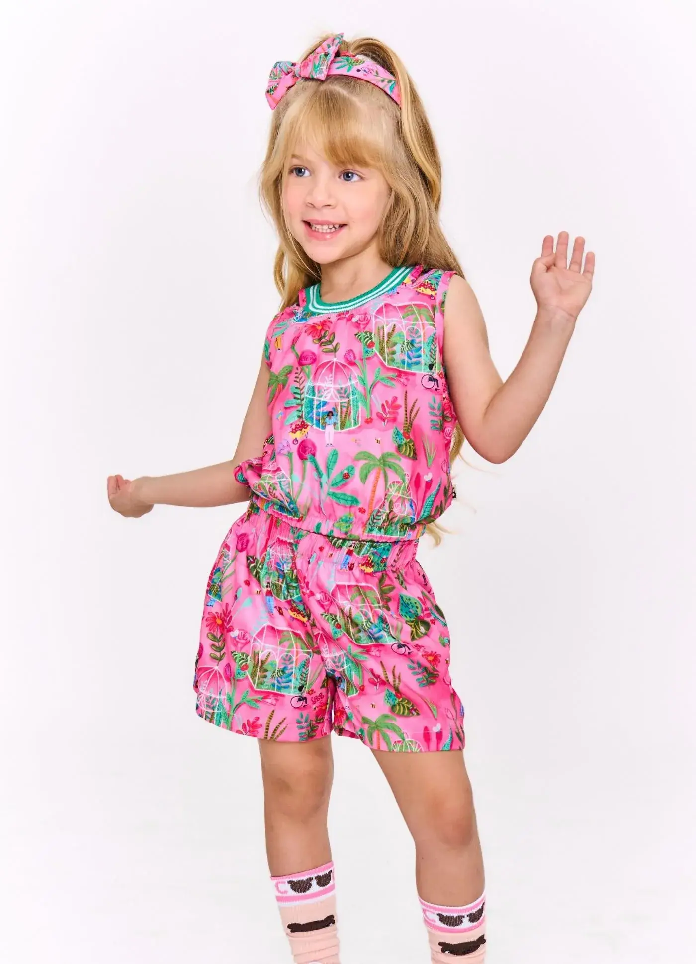 CONJ. REGATA E SHORT CASA DE FLORES COR:ESTAMPADO EM ROSA