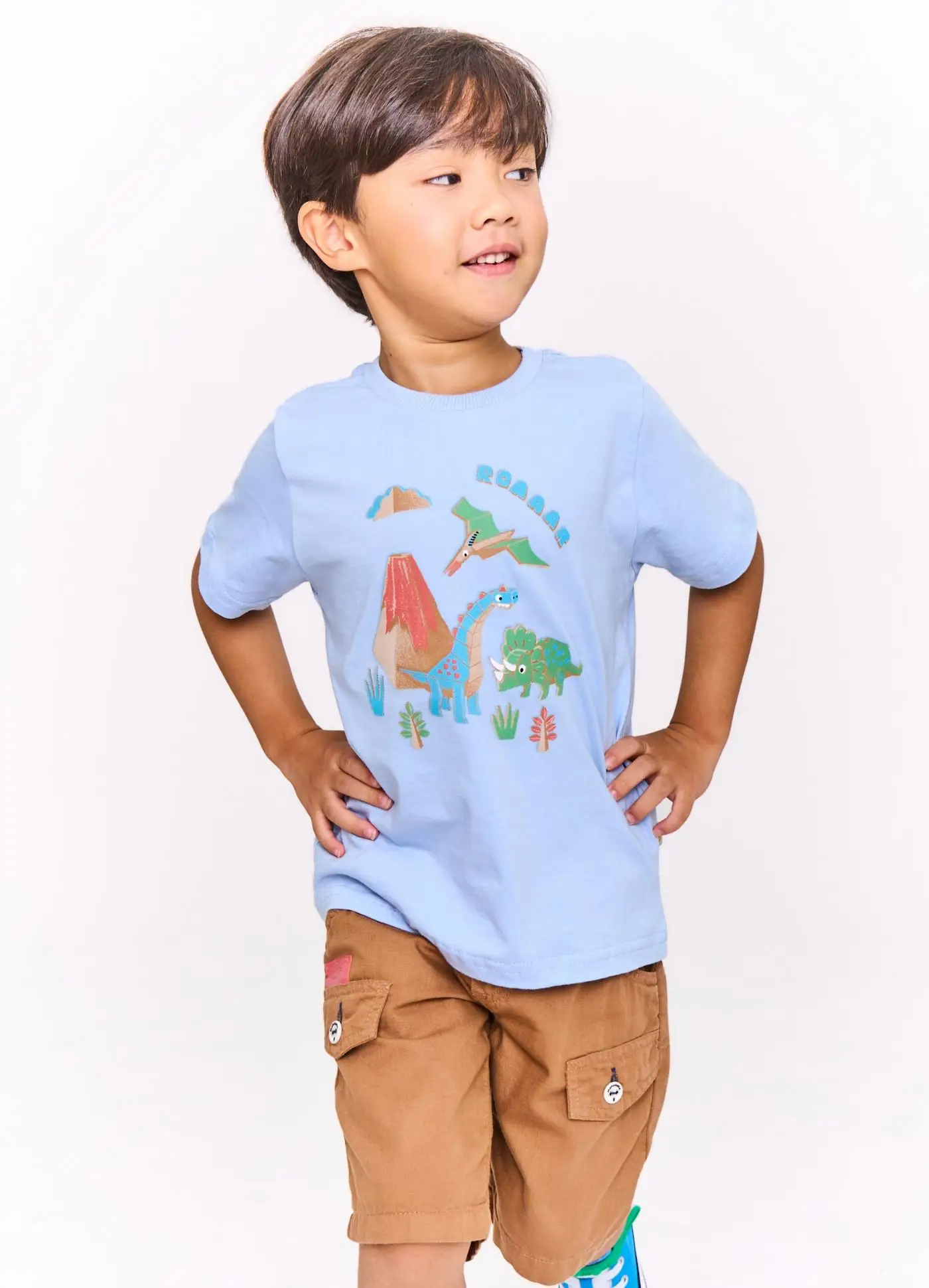 CAMISETA TEMA DINO DE BRINCAR COR: AZUL GLACIAL